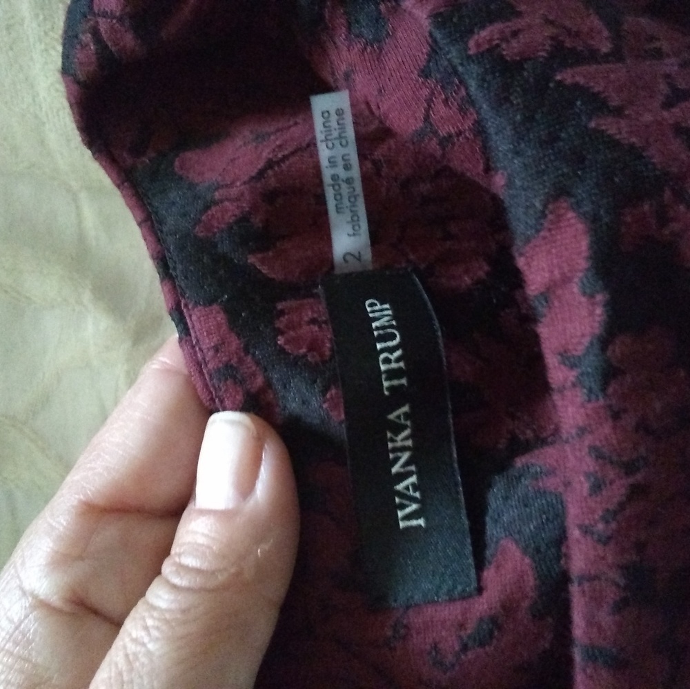 Dress - Picture 4 of 6